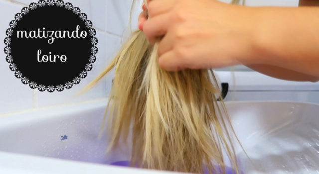 Matizando o cabelo loiro com Violeta genciana